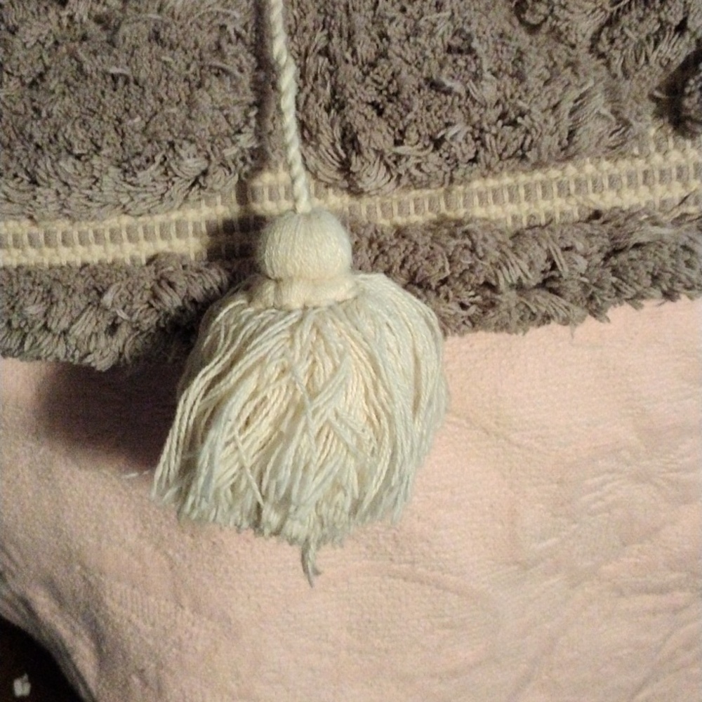 Fabulous MJ chenille tote - Picture 2 of 6